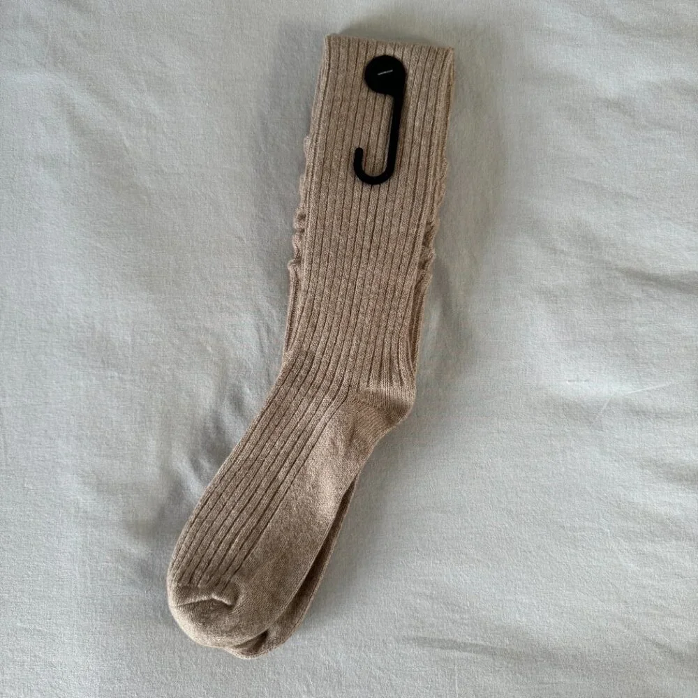 NWT Old Navy Boot Socks in Camel One Size - Picture 4 of 4